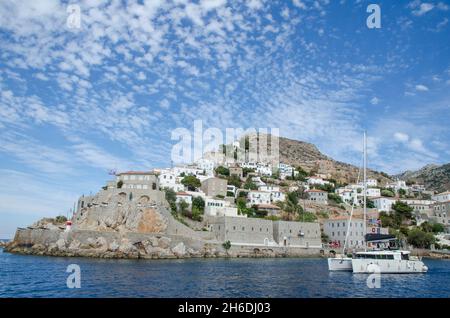 Hydra, o Ydra o Idra è una delle isole Saroniche della Grecia, situata nel Mar Egeo tra il Mar Myrtoan e il Golfo Argolico. È separato Foto Stock