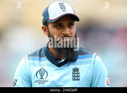 Foto del file datata 30-05-2019 dell'inglese Adil Rashid, uscito a sostegno delle accuse di Azeem Rafiq contro Michael Vaughan riguardo ai commenti "a un gruppo di noi giocatori asiatici". Data di emissione: Lunedì 15 novembre 2021. Foto Stock