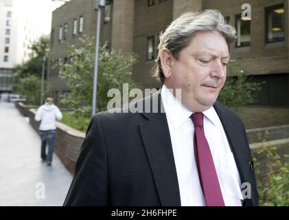 Il deputato del lavoro Eric Illsley è comparso oggi a Southwark Crown Court a Londra per tre accuse di falsa contabilità nelle sue spese Foto Stock