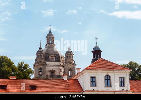 Monastero e chiesa di Pazaislis Camaldolese a Kaunas Foto Stock