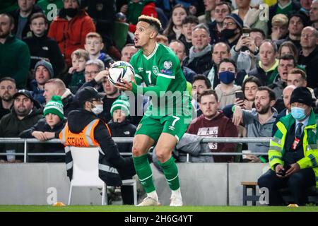 11 novembre 2021, Aviva Stadium, Dublino, Irlanda 2022 FIFA World Cup Qualifier, Irlanda contro Portogallo; Callum Robinson Foto Stock