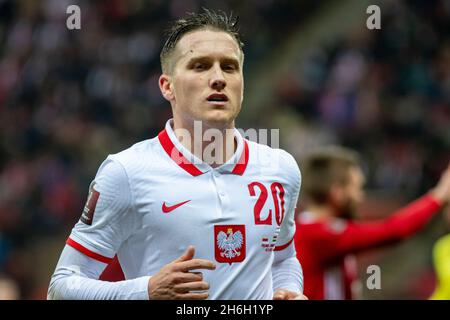 Varsavia, Polonia. 16 novembre 2021. Piotr ZIELINSKI di Polonia durante il 2022 FIFA World Cup Qualifier Group ho match tra Polonia e Ungheria al PGE National Stadium di Varsavia, Polonia il 15 novembre 2021 (Foto di Andrew SURMA/ Credit: Sipa USA/Alamy Live News Foto Stock