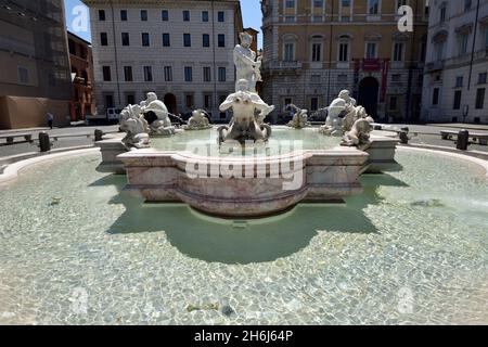 Fontana del Moro, Piazza Navona, Roma, Italia Foto Stock