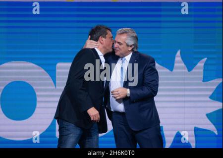 Buenos Aires, Argentina. 14 novembre 2021. A destra. L'elezione ha rinnovato metà della Camera dei deputati e un terzo del Senato Credit: Mario De Fina/FotoArena/Alamy Live News Foto Stock