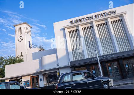 Stazione ferroviaria di Surbiton Foto Stock