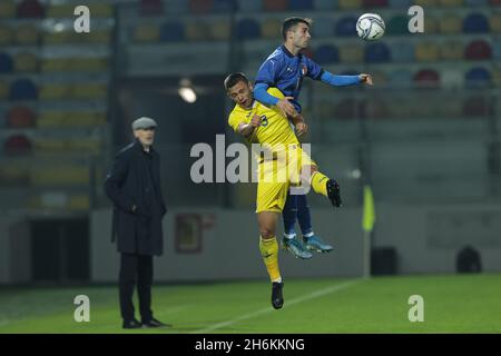 Frosinone, Italia. 16 novembre 2021. Gabriele Ferrarini d'Italia durante la partita internazionale di calcio amichevole tra l'Italia U21 e la Romania U21 allo stadio Benito Stirpe, Frosinone (Italia), 16 novembre 2021. Foto Cesare Purini/Insidefoto Credit: Ininsidefoto srl/Alamy Live News Foto Stock