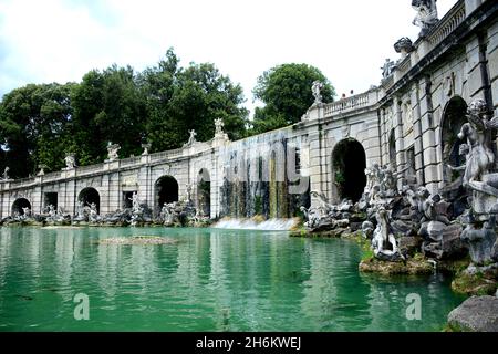 La Reggia di Caserta, costruita dalla Casa di Borbone-due Sicilie come loro residenza principale come re di Napoli Foto Stock