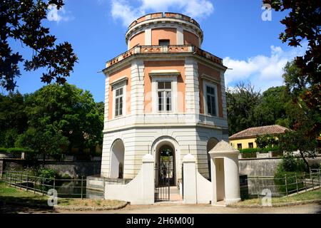 Torre della Castelluccia, Reggia di Caserta, costruita dalla Casa di Borbone-due Sicilie come residenza principale come re di Napoli. Foto Stock