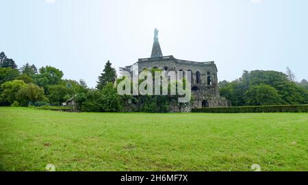 Il monumento di Ercole al Bergpark Wilhelmshoehe a Kassel, Germania Foto Stock