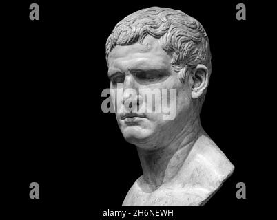 Ritratto del generale romano, statista, e architetto Marcus Vipsanius Agrippa isolato su sfondo nero Foto Stock