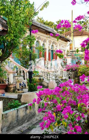 VIETNAM. PROVINCIA DI DONG THAP (DELTA DEL MEKONG): L'EX CASA DI CAM HUYNH THUAN, SOPRANNOMINATA "LA CASA DELL'AMANTE" CON RIFERIMENTO AL ROMANZO DI MARGUERITE DURAS Foto Stock