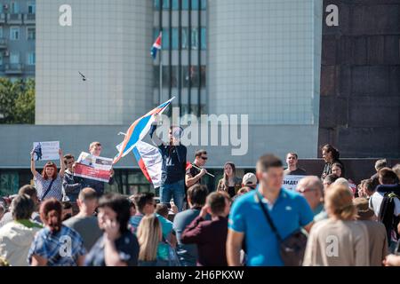 Vladivostok, Russia - 9 settembre 2018: Un'azione politica contro l'innalzamento dell'età pensionabile organizzata da Alexei Navalny. Foto Stock