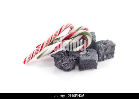 Befana Coal caramelle per Bad Kids isolato su sfondo bianco Foto Stock