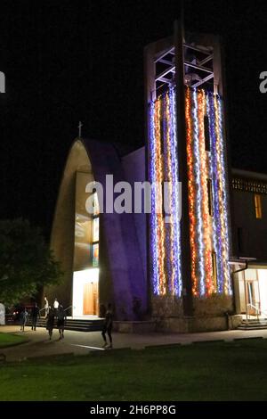 Messa di Natale alla Cattedrale di Santa Maria a Darwin, Northern Territory, Australia Foto Stock