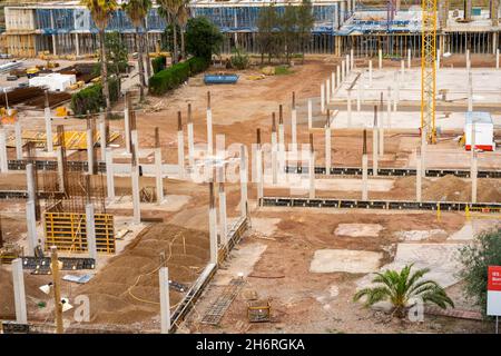 Burriana, Spagna 05-01-2021: Visione generale dei progressi compiuti nella costruzione del nuovo istituto Jaume primer Foto Stock