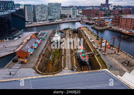 Edmund Gardner nave in bacino asciutto a Liverpool, Inghilterra Foto Stock