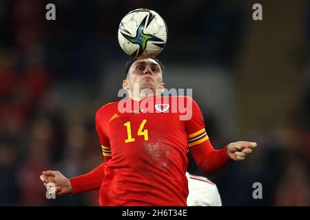 Connor Roberts del Galles in azione. Qualificatore della Coppa del mondo FIFA , gruppo e, Galles / Belgio allo stadio cittadino di Cardiff, Galles del Sud, martedì 16 novembre 2021. Solo per uso editoriale. pic di Andrew Orchard/Andrew Orchard sport photography/Alamy Live News Foto Stock