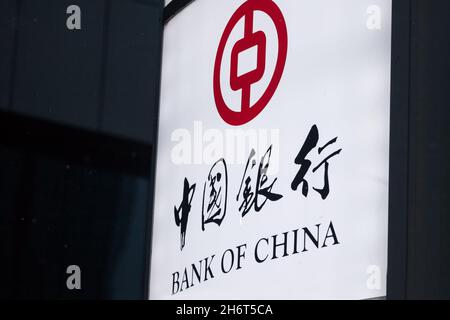 Immagine della Banca di Cina firma sul loro quartier generale per la Serbia a Belgrado. Bank of China è una delle quattro maggiori banche commerciali in Cina, wi Foto Stock
