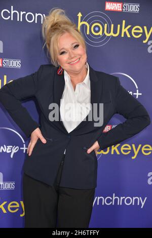 Los Angeles, Stati Uniti. 17 novembre 2021. Caroline Rhea partecipa al Marvel Studios di Los Angeles Premiere di 'Hawkeye' al Teatro El Capitan il 17 novembre 2021 a Los Angeles, California. Credit: Tsuni/USA/Alamy Live News Foto Stock