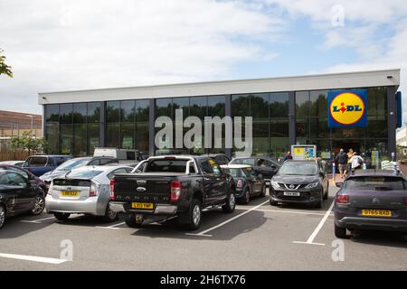 Lidl Supermarket a Weybridge Foto Stock