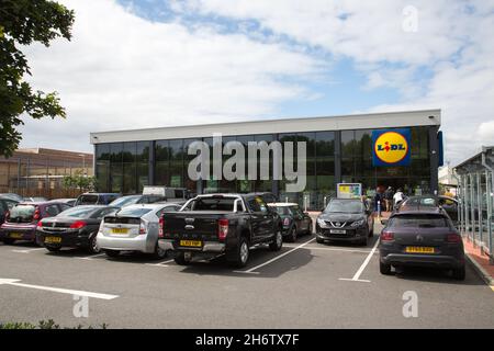 Lidl Supermarket a Weybridge Foto Stock