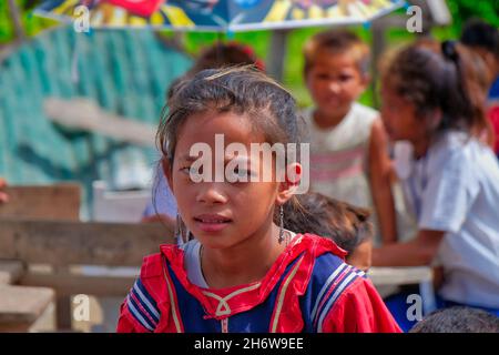 Il villaggio è nel mezzo della giungla la popolazione è sotto le centinaia di persone che sono tutti Aetas e lontano dalla civiltà lontano da modernit Foto Stock