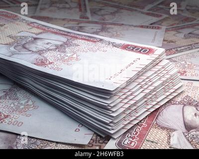 Denaro di Myanmar. Kyat fatture. Banconote MM3. 500 birmano. Affari, finanza, notizie di background. illustrazione 3d. Foto Stock