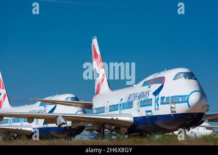 Caude, Teruel, Spagna. 13 luglio 2021 - Teruel Aerodrome, il più grande centro di manutenzione, stoccaggio e riciclaggio degli aerei d'Europa. Vie aeree britanniche Foto Stock