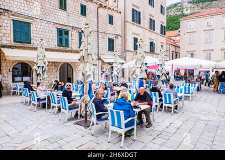 Cafe ristorante Kamenice, Gunduliceva Poljana, Grad, città vecchia, Dubrovnik, Croazia Foto Stock