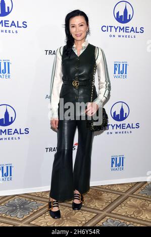 New York, Stati Uniti. 18 Nov 2021. Wendi Murdoch partecipa ai Citymeals on Wheels 34th Annual Power Lunch presso il Plaza Hotel di New York, NY, 18 novembre 2021. (Foto di Anthony Behar/Sipa USA) Credit: Sipa USA/Alamy Live News Foto Stock