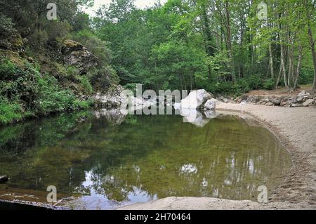 Gola delle donne di Massanet de Cabrenys comune della regione catalana dell'Alto Ampurdán nella provincia di Gerona, Catalogna, Spagna Foto Stock