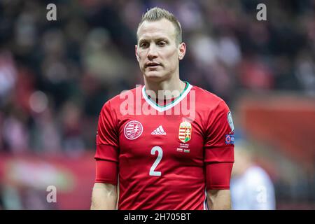 Varsavia, Polonia. 15 Nov 2021. Adam Lang d'Ungheria ha visto durante la gara di qualificazione della Coppa del mondo FIFA 2022 in Qatar tra Polonia e Ungheria al PGE Narodowy Stadium. Punteggio finale; Polonia 1:2 Ungheria. Credit: SOPA Images Limited/Alamy Live News Foto Stock