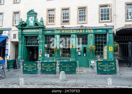 The White Hart Inn Grassmarket Edinburgh Scotland il pub più antico di Edimburgo, fondato nel 1516 Foto Stock