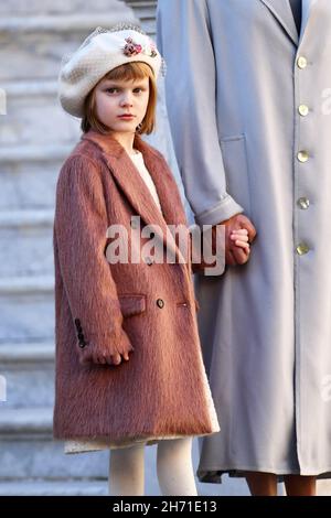 Monaco, Francia. 19 novembre 2021, la Principessa Gabriella di Monaco partecipa alle celebrazioni della Giornata Nazionale di Monaco, il 19 novembre 2021 a Monaco, Francia. Foto di Stephane Cardinale/ABACAPRESS.COM Foto Stock