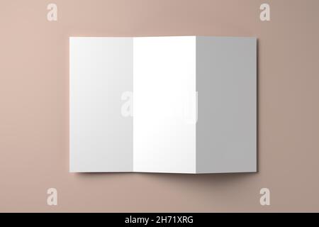 Volantino mockup con piega a fisarmonica (piega a zigzag o leporello) adagiata su sfondo beige Foto Stock