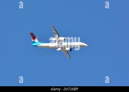 Luxair (è la compagnia aerea di bandiera del Lussemburgo), De Havilland Canada Dash 8-400 Foto Stock