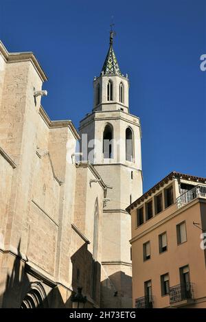 Basilica di Santa Maria de Vilafranca del Panadés nella provincia dell'Alto Panades di Barcellona, Catalogna, Spagna Foto Stock