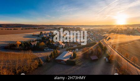 Luftbilder Siptenfelde im Harz Sonnenaufgang Foto Stock