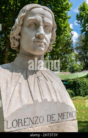 Statua busto di Lorenzo de Medici, a Villa Borghese, Roma Foto Stock