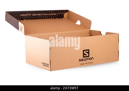 Salomon Sign on Salomon Shoe Box isolato su sfondo bianco Foto Stock