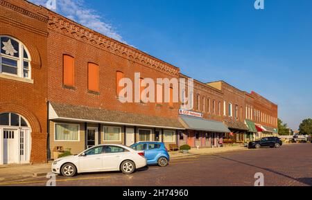 Louisville, Illinois, Stati Uniti d'America - 1 ottobre 2021: Il vecchio quartiere degli affari a Church Street Foto Stock