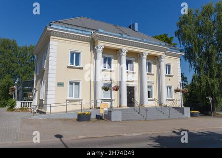 Otepaa, Estonia - Giugno 10 2021: Centro culturale di Otepää Foto Stock