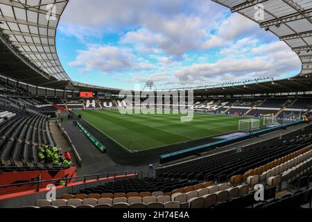 Hull, Regno Unito. 20 Nov 2021. Vista generale all'interno del MKM Stadium davanti alla partita di Hull, Regno Unito, il 11/20/2021. (Foto di James Heaton/News Images/Sipa USA) Credit: Sipa USA/Alamy Live News Foto Stock