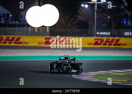 11 PEREZ Sergio (mex), Red Bull Racing Honda RB16B, in azione durante il Gran Premio di Formula 1 Ooredoo Qatar 2021, 20° round del Campionato del mondo di Formula 1 FIA 2021 dal 19 al 21 novembre 2021 sul circuito internazionale di Losail, a Lusail, Qatar - Foto: Florent Gooden/DPPI/LiveMedia Foto Stock