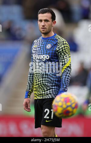 LEICESTER, INGHILTERRA - NOVEMBRE 20: Ben Chilwell di Chelsea si riscalda in anticipo durante la partita della Premier League tra Leicester City e Chelsea al King Power Stadium il 20 Novembre 2021 a Leicester, Inghilterra. (Foto di James Holyoak/MB Media) Foto Stock