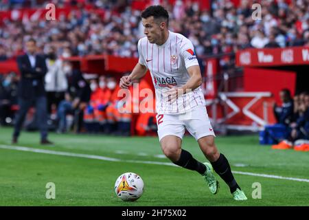 Siviglia, Siviglia, Spagna. 20 Nov 2021. Oussama Idrissi di Sevilla CF durante la partita la Liga Santader tra Sevilla CF e Deportivo Alaves a Ramon Sanchez Pizjuan a Siviglia, in Spagna, il 20 novembre 2021. (Credit Image: © Jose Luis Contreras/DAX via ZUMA Press Wire) Foto Stock