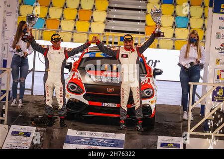 27 Garcia Perez Carlos David (ESP), Ghuneim Olivares Nazer (ESP), Fiat 124 Abarth Rgt, Esc la Palma Isla Bonita, Podium durante il Rally FIA ERC 2021 Islas Canarias, 8° round del Campionato europeo Rally FIA 2021, dal 18 al 20 novembre 2021 a Las Palmas de Gran Canaria, Spagna - Foto Jorge Cunha / DPPI Foto Stock