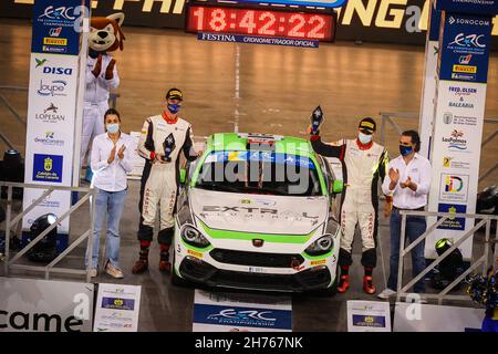 23 Polonski Darius (Pol), Sitek Lukasz (Pol), Fiat 124 Abarth Rgt, RallyTechnology, Podium durante il Rally FIA ERC 2021 Islas Canarias, 8° round del Campionato europeo Rally FIA 2021, dal 18 al 20 novembre 2021 a Las Palmas de Gran Canaria, Spagna - Foto: Gregory Lenormand/DPPI/LiveMedia Foto Stock