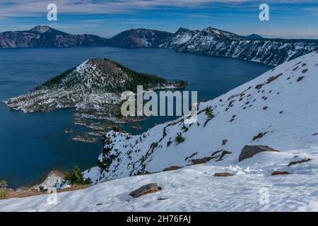 Wizard Island, il Parco nazionale di Crater Lake, Oregon Foto Stock