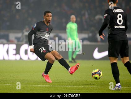 Abdou Diallo del PSG durante il campionato francese Ligue 1 partita di calcio tra Parigi Saint-Germain e il FC Nantes il 20 novembre 2021 allo stadio Parc des Princes di Parigi, Francia - Foto Jean Catuffe / DPPI Foto Stock